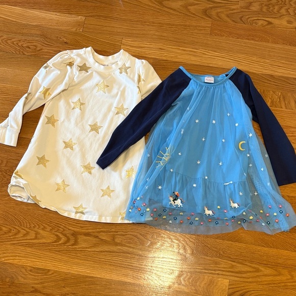 White & Blue Long Sleeve Dresses Star Unicorn Design sizes 4 & 5 Hanna Andersson - Picture 1 of 16